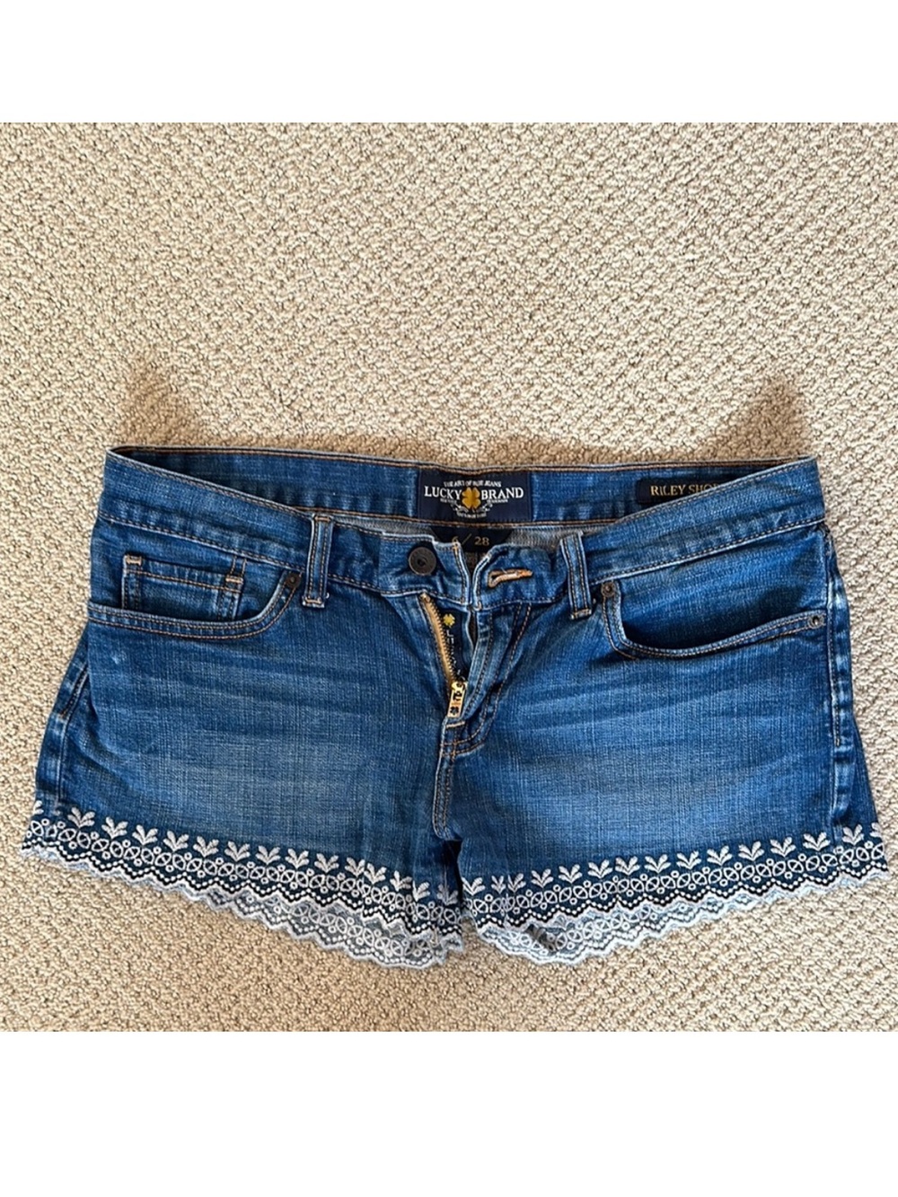 Lucky Brand ‘Riley Short’ Embroidered Jean Shorts Size 6/28